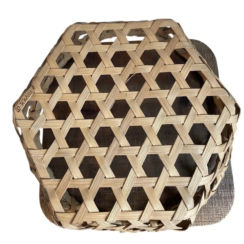 Shaker Cheese Splint Star Weave Round Basket Handwoven Geometric Pattern 11in‎